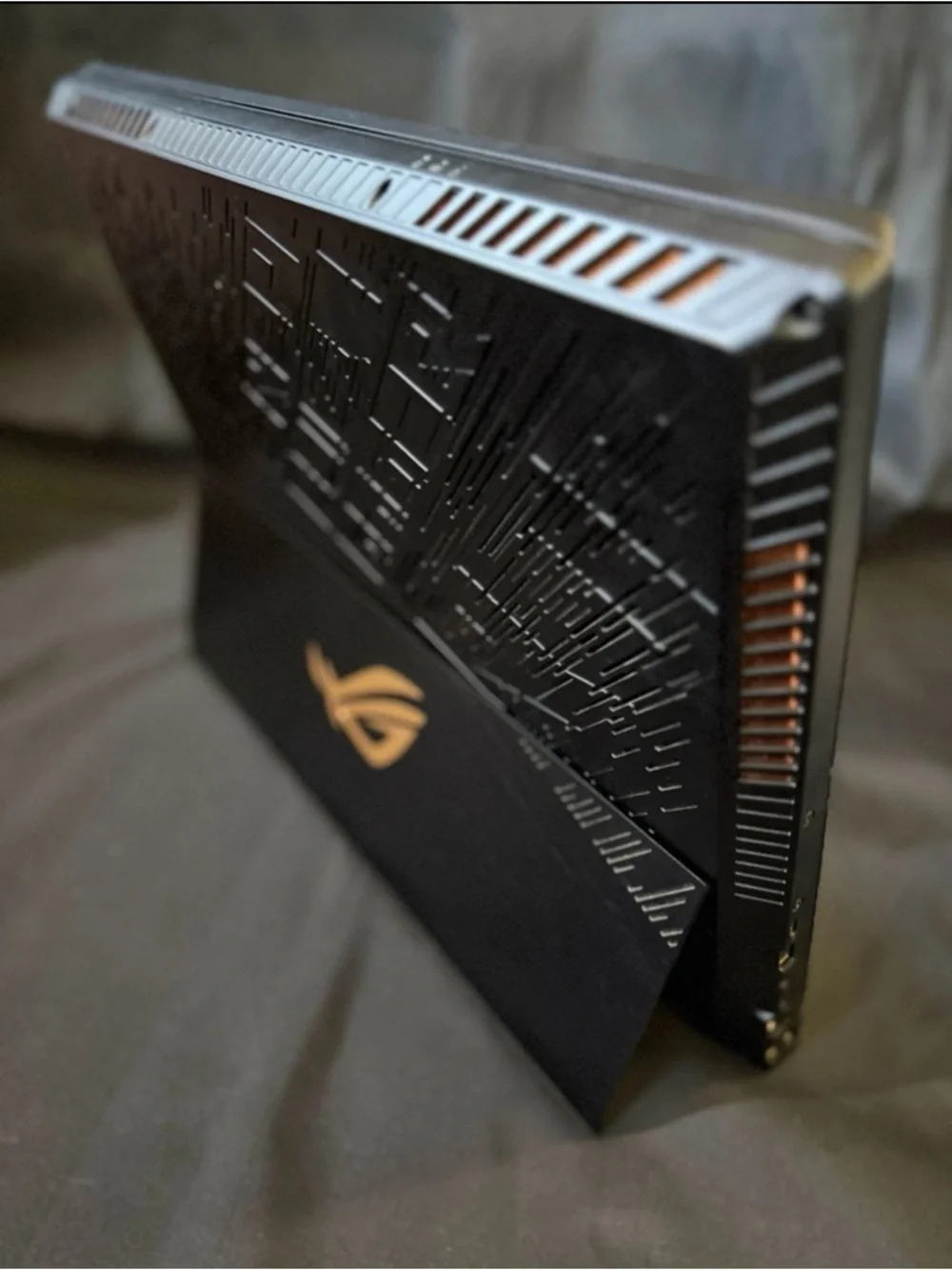 RARE!* ROG ASUS MOTHERSHIP GZ700GX 17.3